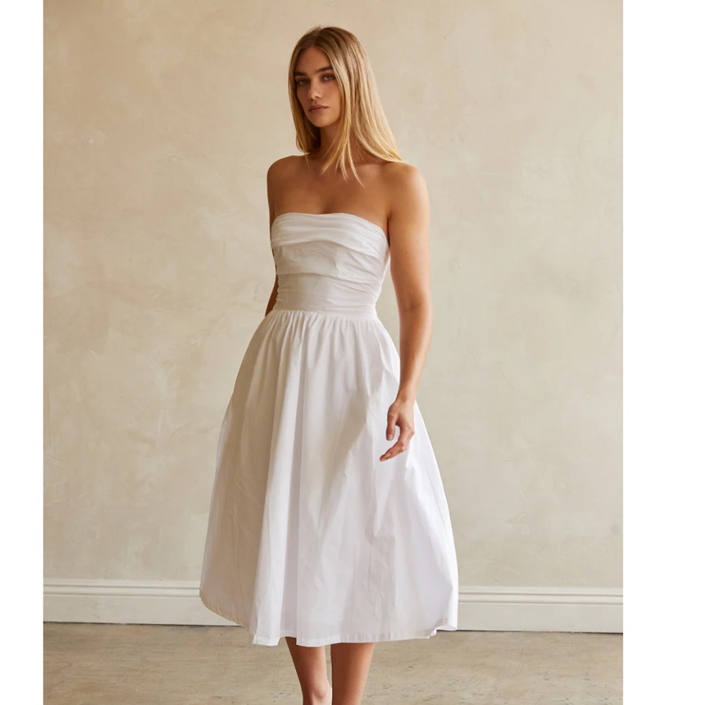 Crescent Kate Lace-Up Back Poplin Midi Dress - Pink